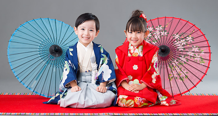 七五三の記念写真はご家族でスタジオマリオへ！