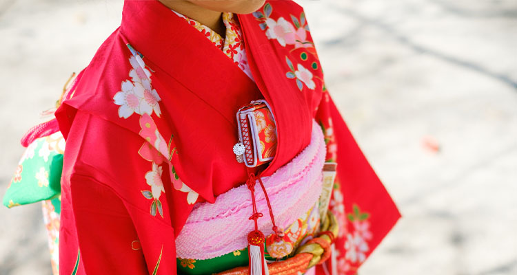 【7歳の七五三】着物の特徴や着付けを確認！
